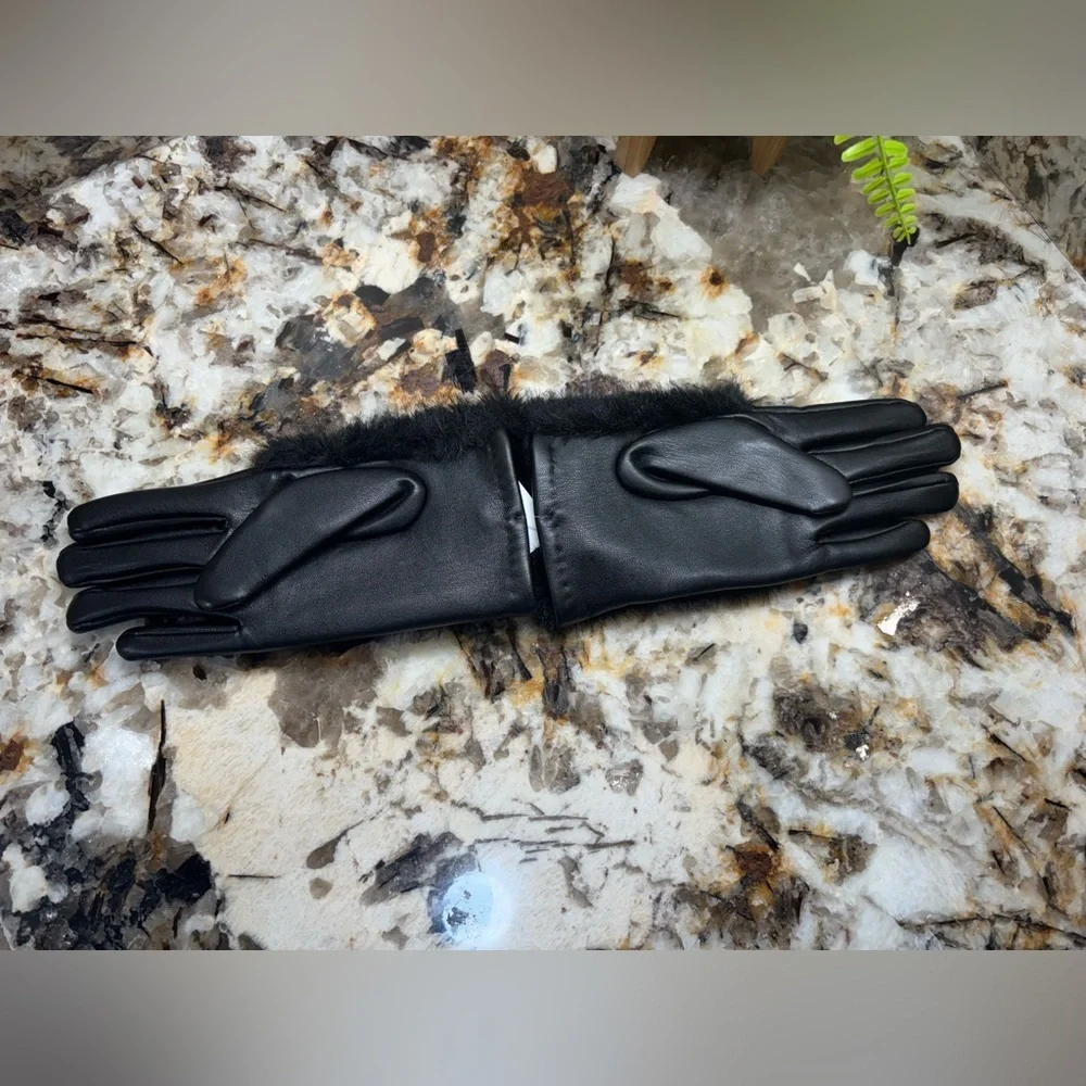 Steve Madden Black Faux Fur Gloves